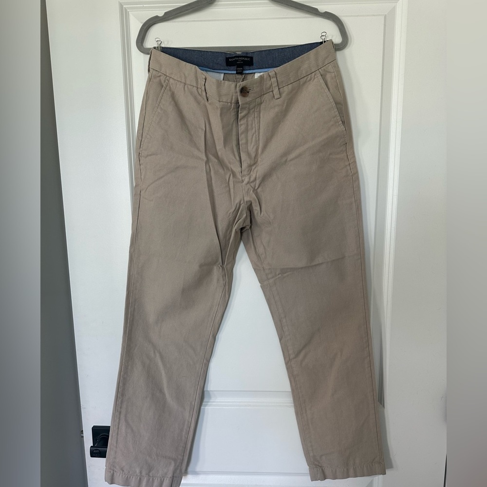 Banana Republic khaki pants. 33/30